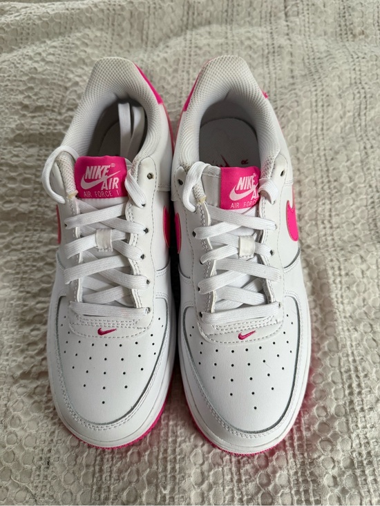 Nike Shoes - Nike White & Pink Women's Air Force 1 Low Sneakers